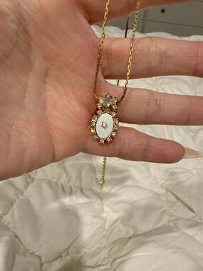Vintage Christian Dior Gold Tone Oval Rhinestone Medallion Pendant Necklace